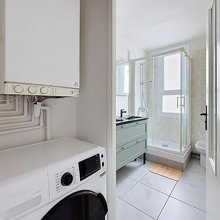 102m2 Rénové Avec 3 Et Balcons Wifi Appartamento *